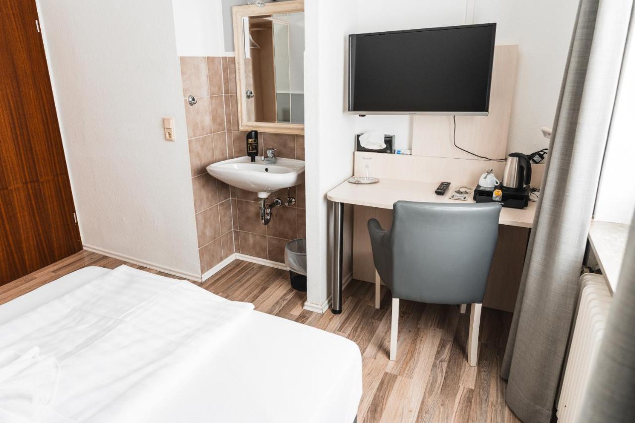 Hotel Apartments Restaurant Cala Luna Marburg エクステリア 写真