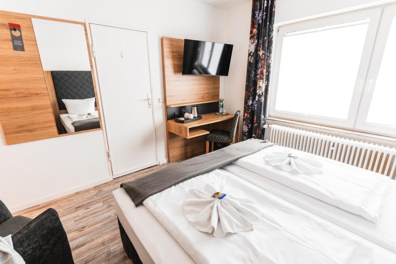 Hotel Apartments Restaurant Cala Luna Marburg エクステリア 写真
