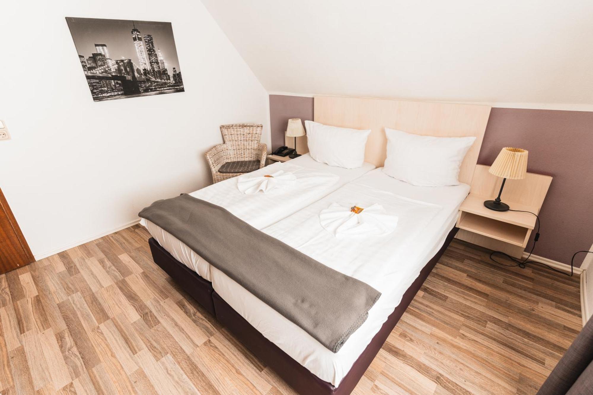 Hotel Apartments Restaurant Cala Luna Marburg エクステリア 写真