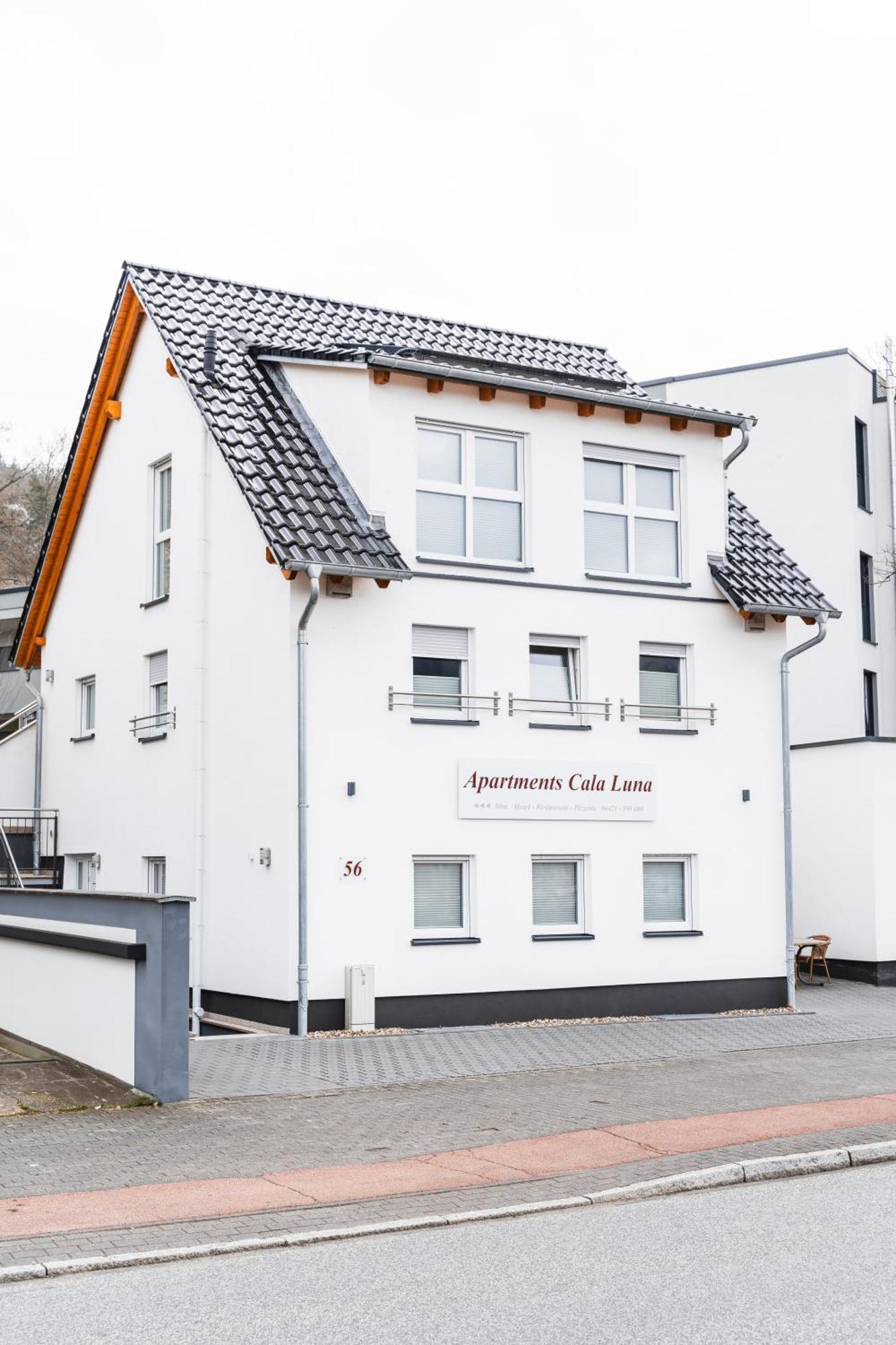 Hotel Apartments Restaurant Cala Luna Marburg エクステリア 写真